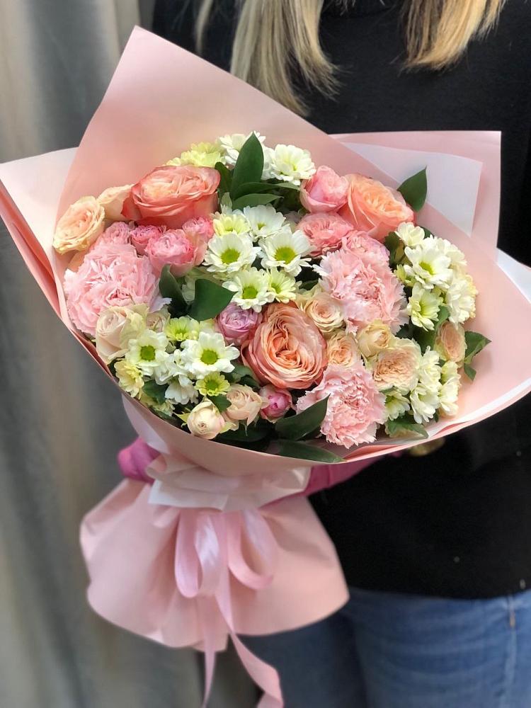 Букет цветов из: Гвоздики, Розы и Хризантемы в Ряжске