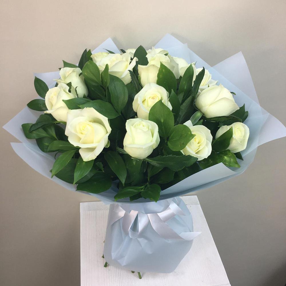 Букет 15 Белых роз Проуд в Ряжске