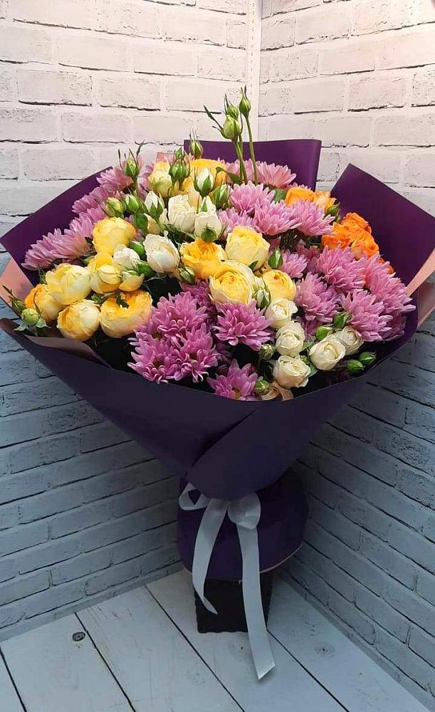 Букет цветов из: Хризантемы и Розы в Ряжске