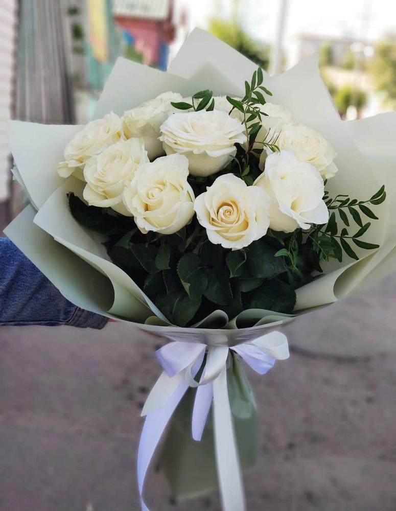 Букет Белые розы Проуд в Ряжске