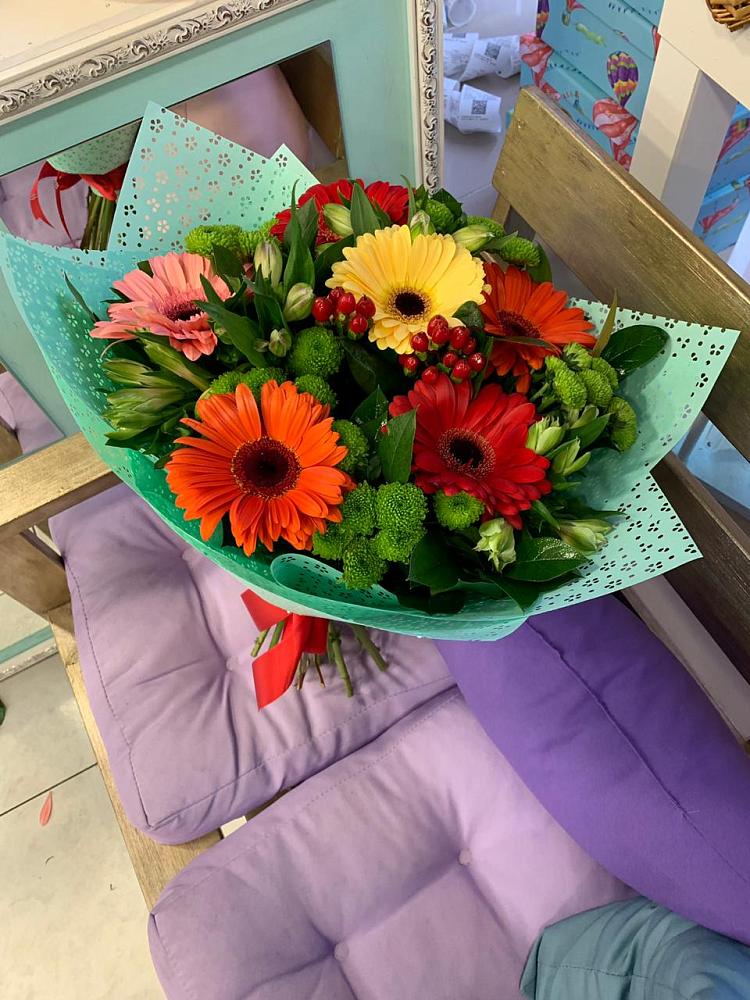 Букет цветов из: Герберы, Хризантемы и Альстромерии в Ряжске