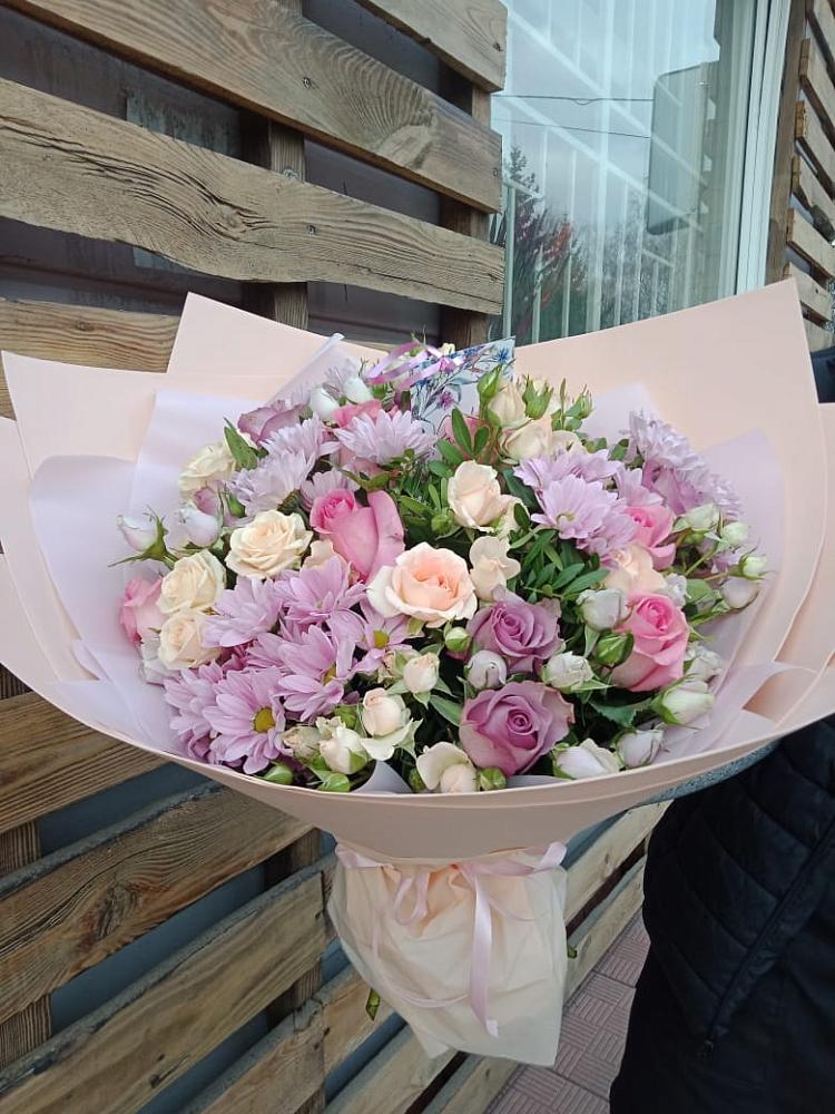 Букет цветов из: Розы и Хризантемы в Ряжске