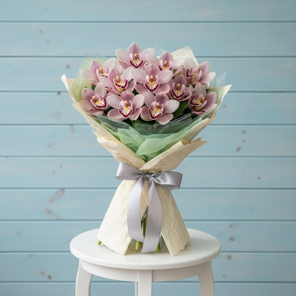 Букет цветов из: Орхидеи и Розы в Ряжске