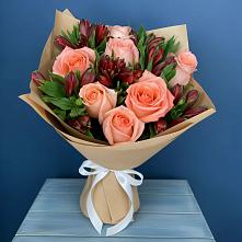 Букет цветов из:  Розы и Альстромерии в Ряжске