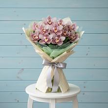 Букет цветов из:  Орхидеи и Розы в Ряжске