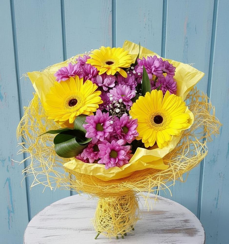 Букет цветов из: Хризантемы и Герберы в Ряжске