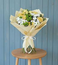 Букет цветов из:  Хризантемы и Розы в Ряжске