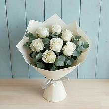 Букет Белые розы в Эвкалипте в Ряжске