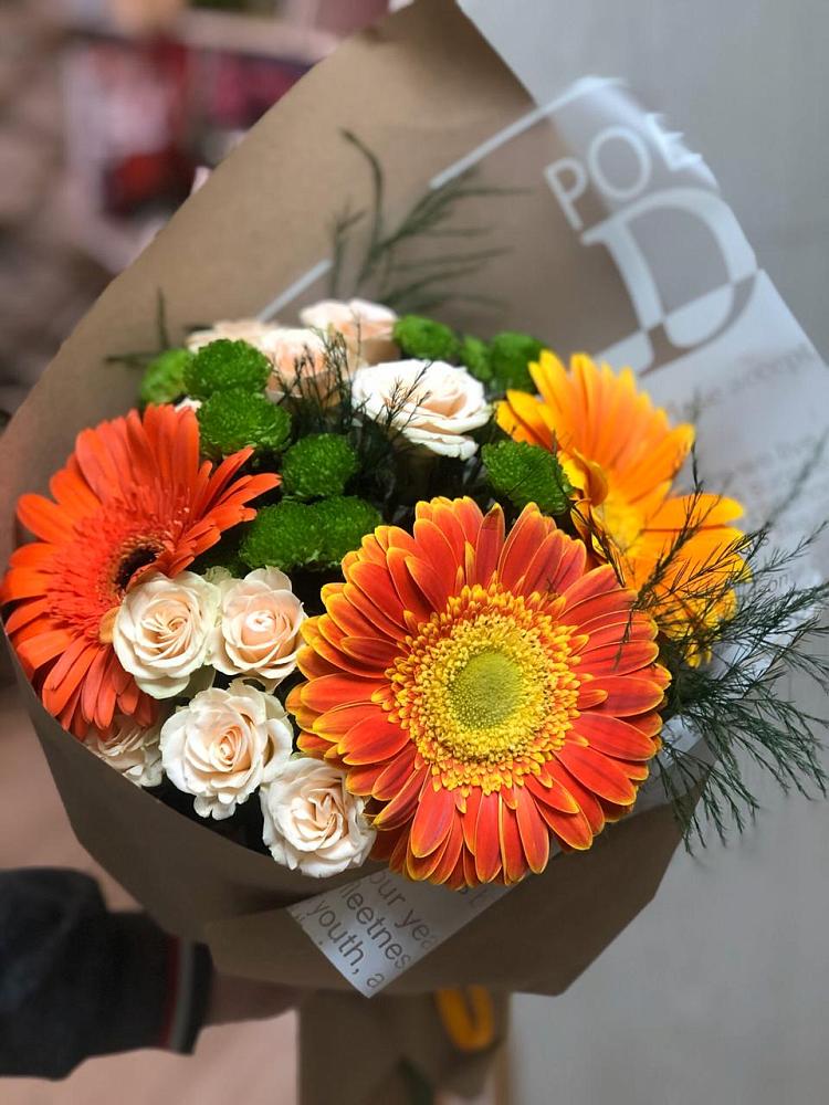 Букет цветов из: Герберы, Хризантемы и Розы в Ряжске