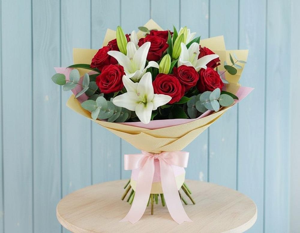Букет цветов из: Лилии и Розы в Ряжске